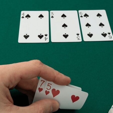 Bài rác trong Poker là gì? Cách xử lý hay khi chơi Poker