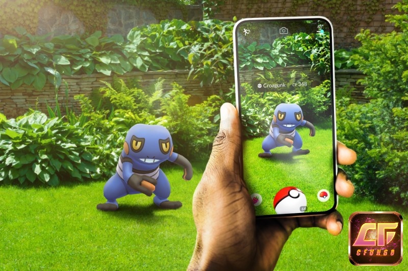 Lối chơi của game Pokémon Go là sự kết hợp giữa thế giới ảo và thực thông qua GPS